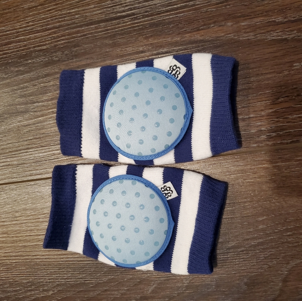 NWOT Baby Kneepads